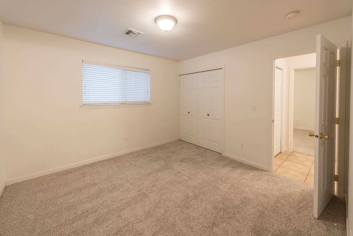 Apartment for rent at 632 SW Bade Ave, College Place, WA 99324