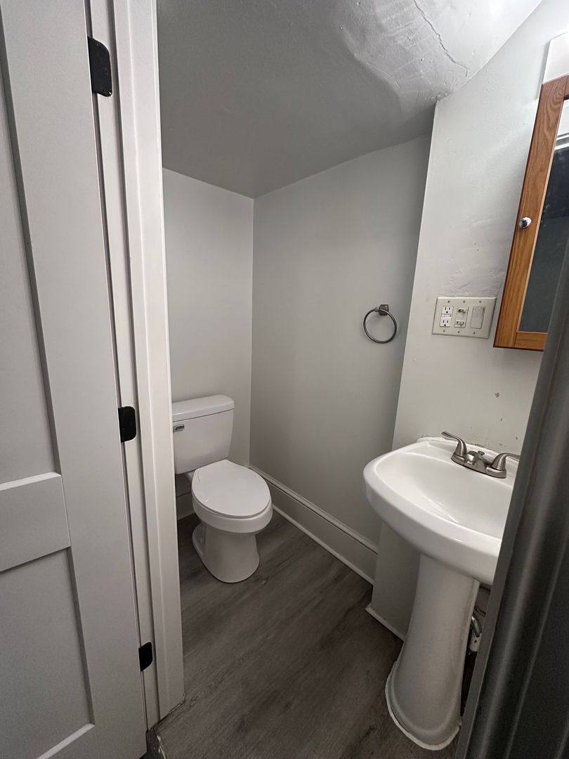 Apartment for rent at 422 W Orange St, Lancaster, PA 17603