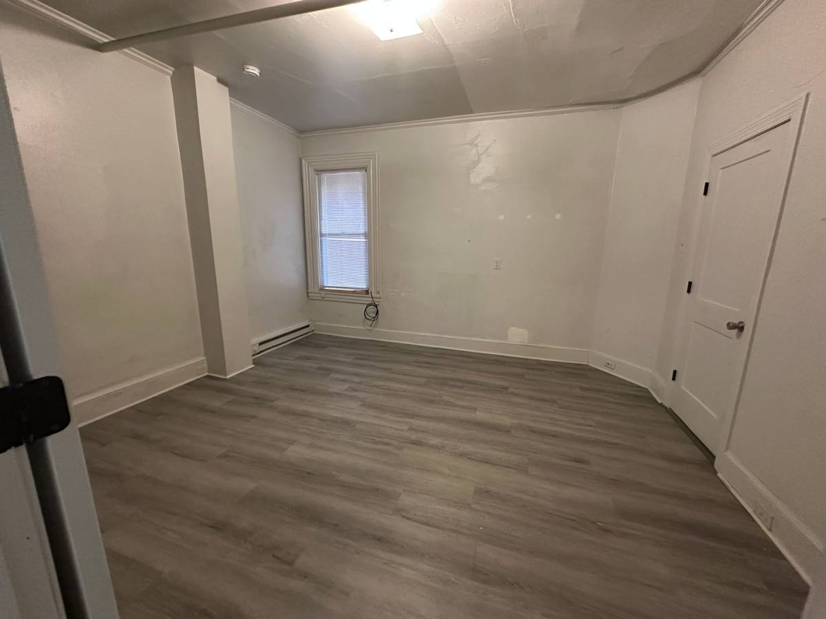 Apartment for rent at 422 W Orange St, Lancaster, PA 17603