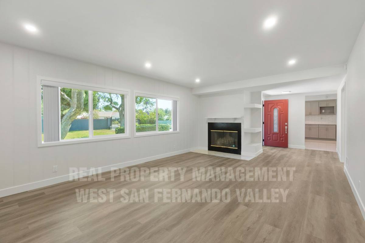 House for rent at 9801 Columbus Ave, North Hills, CA 91343