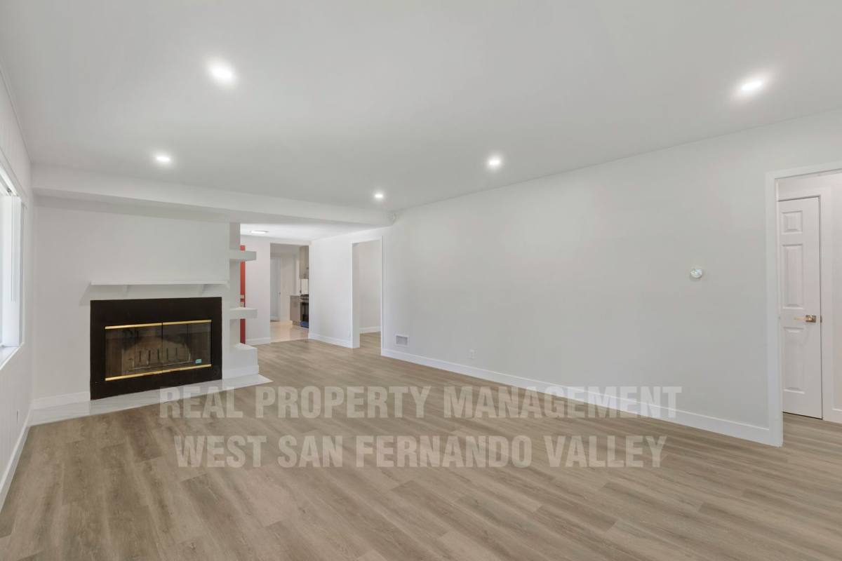 House for rent at 9801 Columbus Ave, North Hills, CA 91343