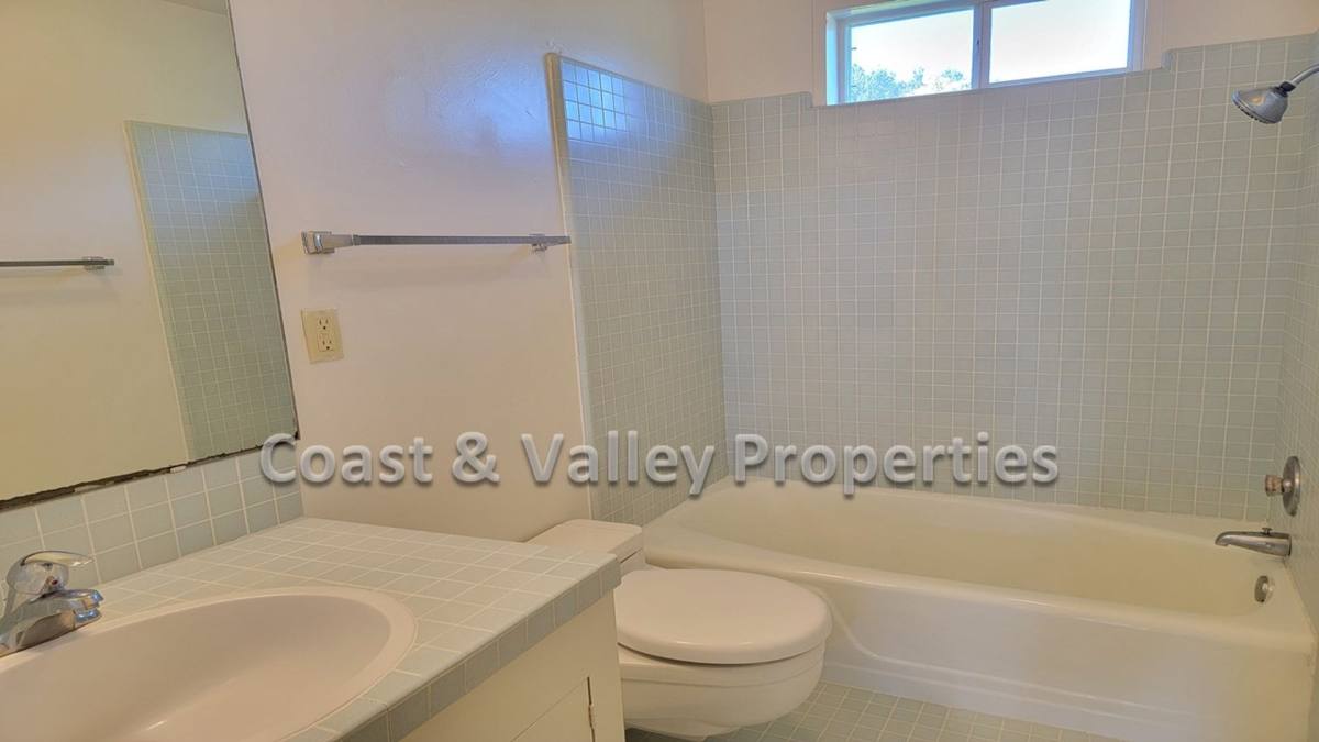 Apartment for rent at 835 Bautista Dr, Salinas, CA 93901