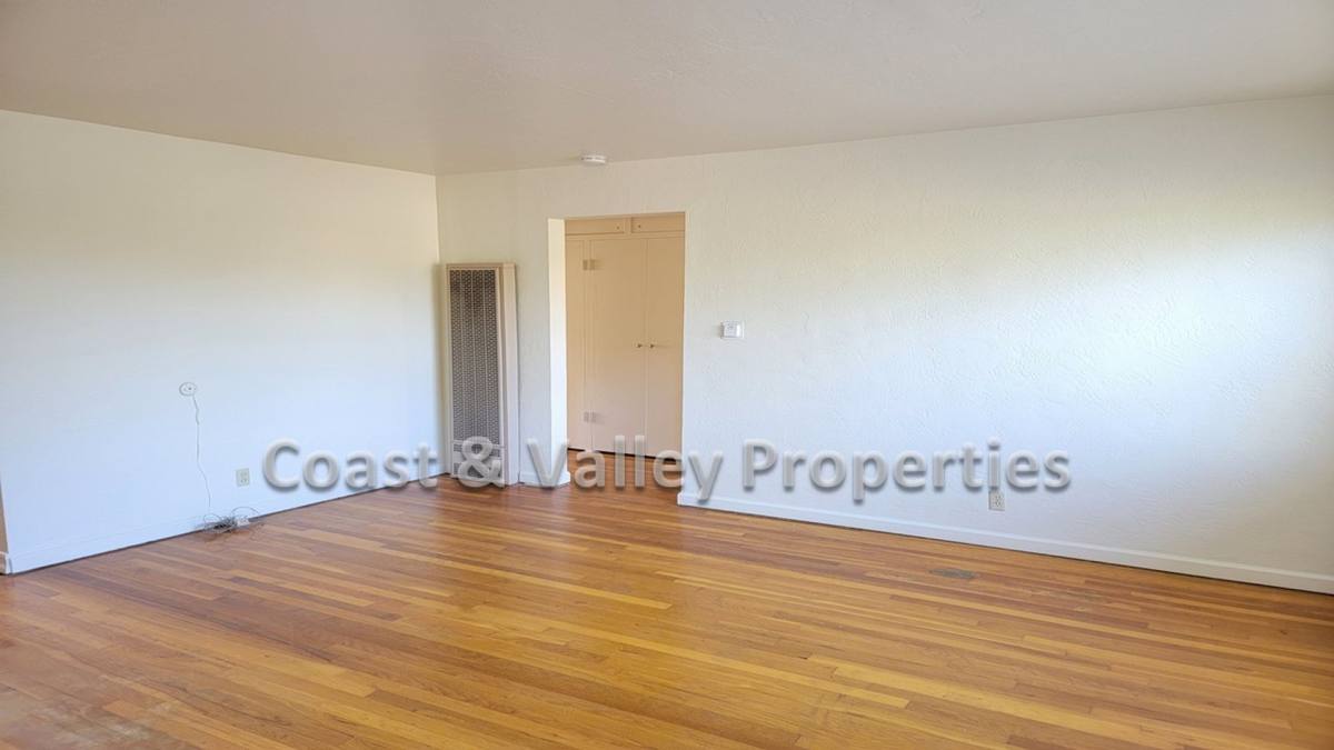 Apartment for rent at 835 Bautista Dr, Salinas, CA 93901