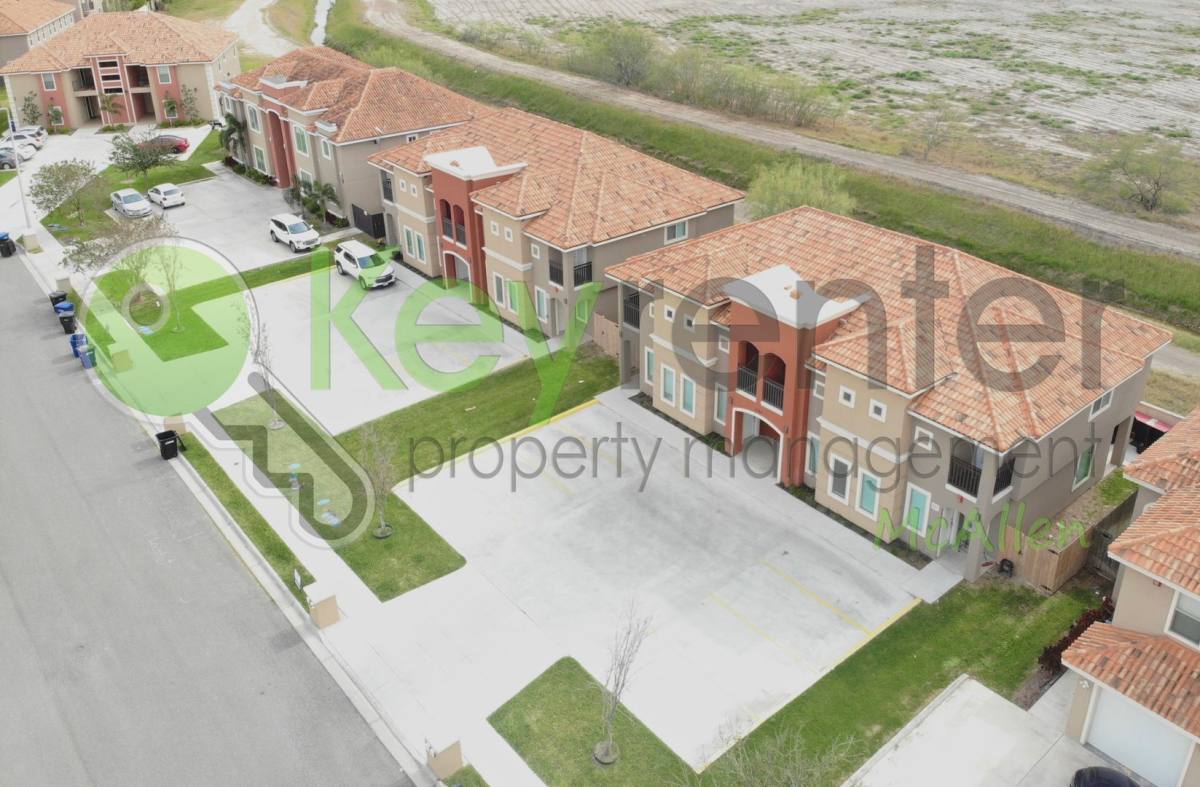 Apartment for rent at 1204 E Pine Ridge Ave, McAllen, TX 78503