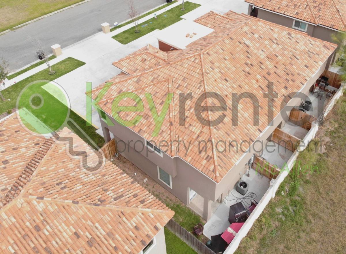 Apartment for rent at 1204 E Pine Ridge Ave, McAllen, TX 78503