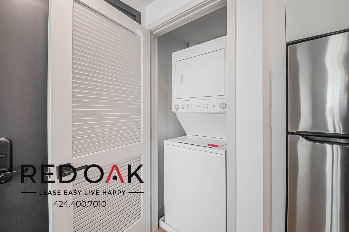 Condo for rent at 1240 Magnolia Ave #307, Los Angeles, CA 90006