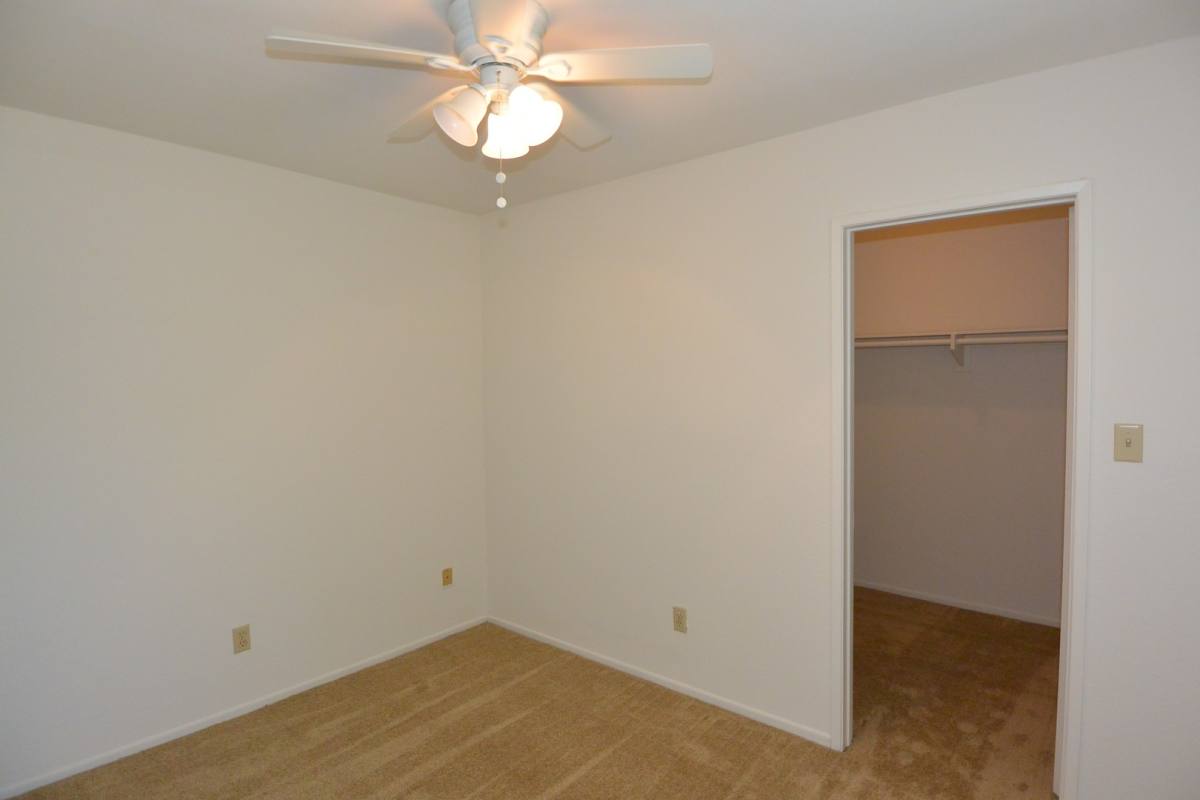 Apartment for rent at 7921 Stark Dr, Huntington Beach, CA 92647