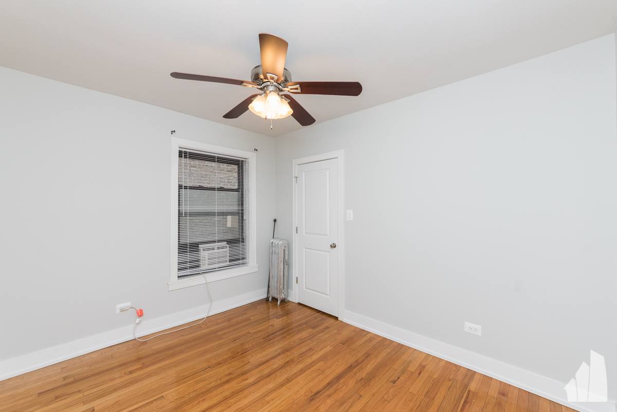 Apartment for rent at 516 W Cornelia Ave #110, Chicago, IL 60657