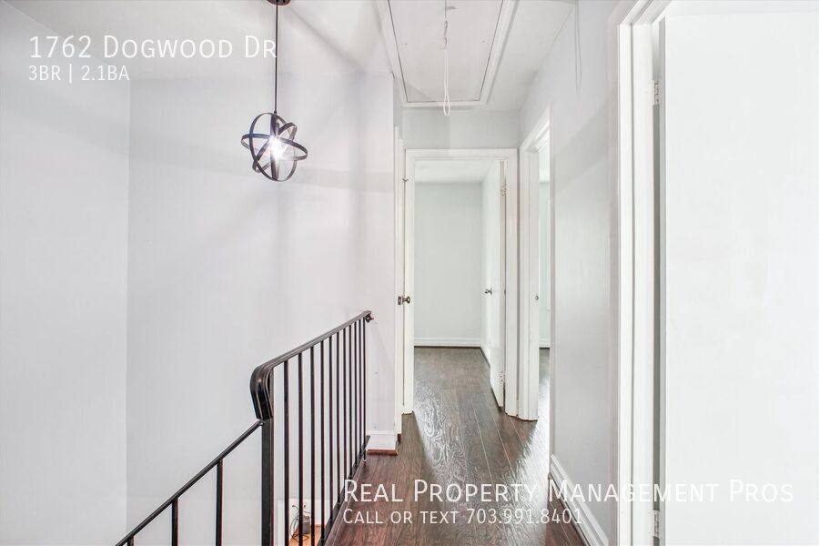 Townhouse for rent at 1762 Dogwood Dr, Alexandria, VA 22302
