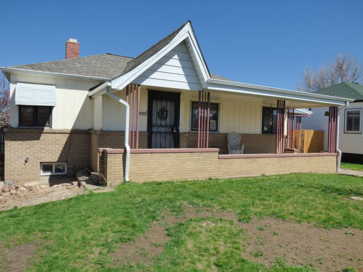 House for rent at 4980 N Elm Court, Denver, CO 80221