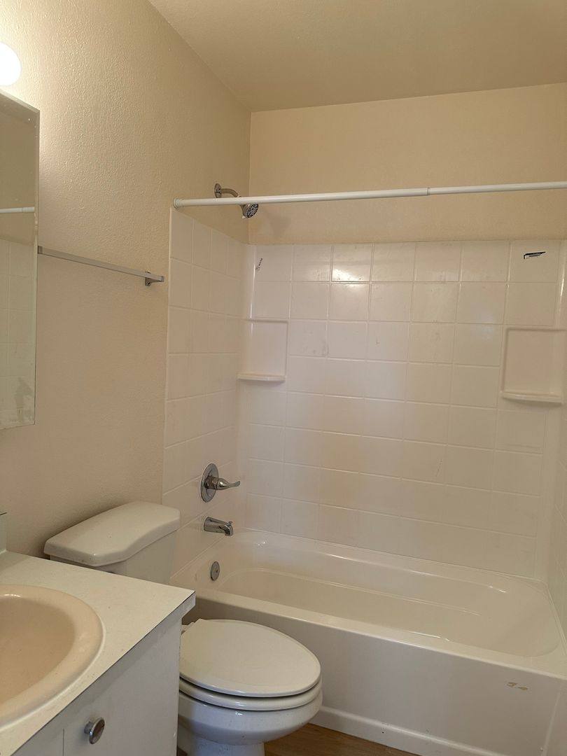 Apartment for rent at 3606 Oregon Dr, Anchorage, AK 99517