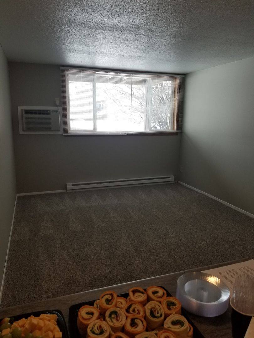 Apartment for rent at 426-434 E Fairmont Blvd, Rapid City, SD 57701
