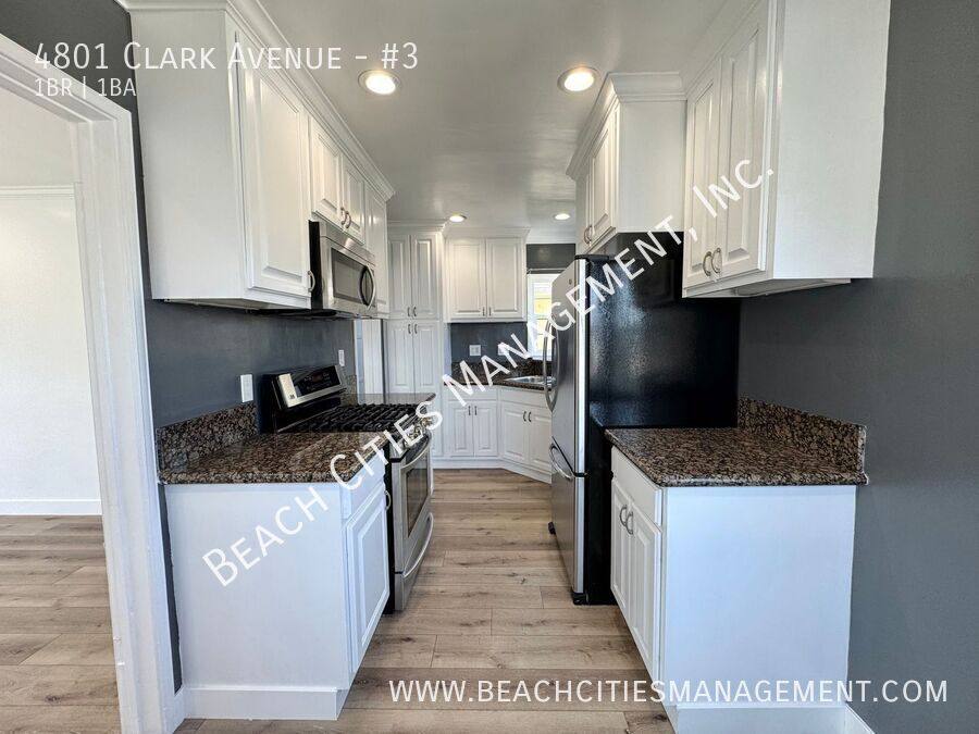 Apartment for rent at 4801 Clark Ave #3, Long Beach, CA 90808