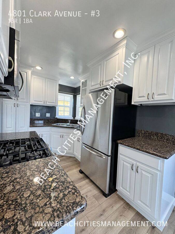 Apartment for rent at 4801 Clark Ave #3, Long Beach, CA 90808