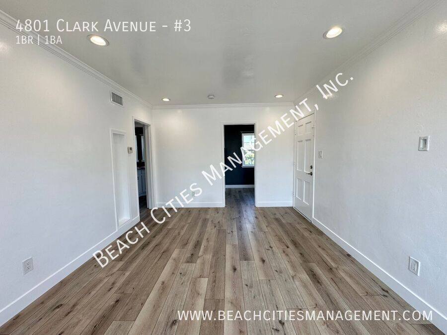 Apartment for rent at 4801 Clark Ave #3, Long Beach, CA 90808