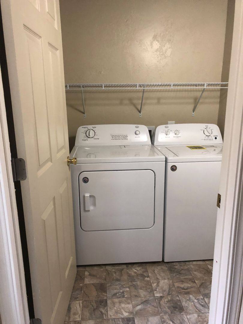 Apartment for rent at 3494 & 3498 Onyx Place, Eugene, OR 97405