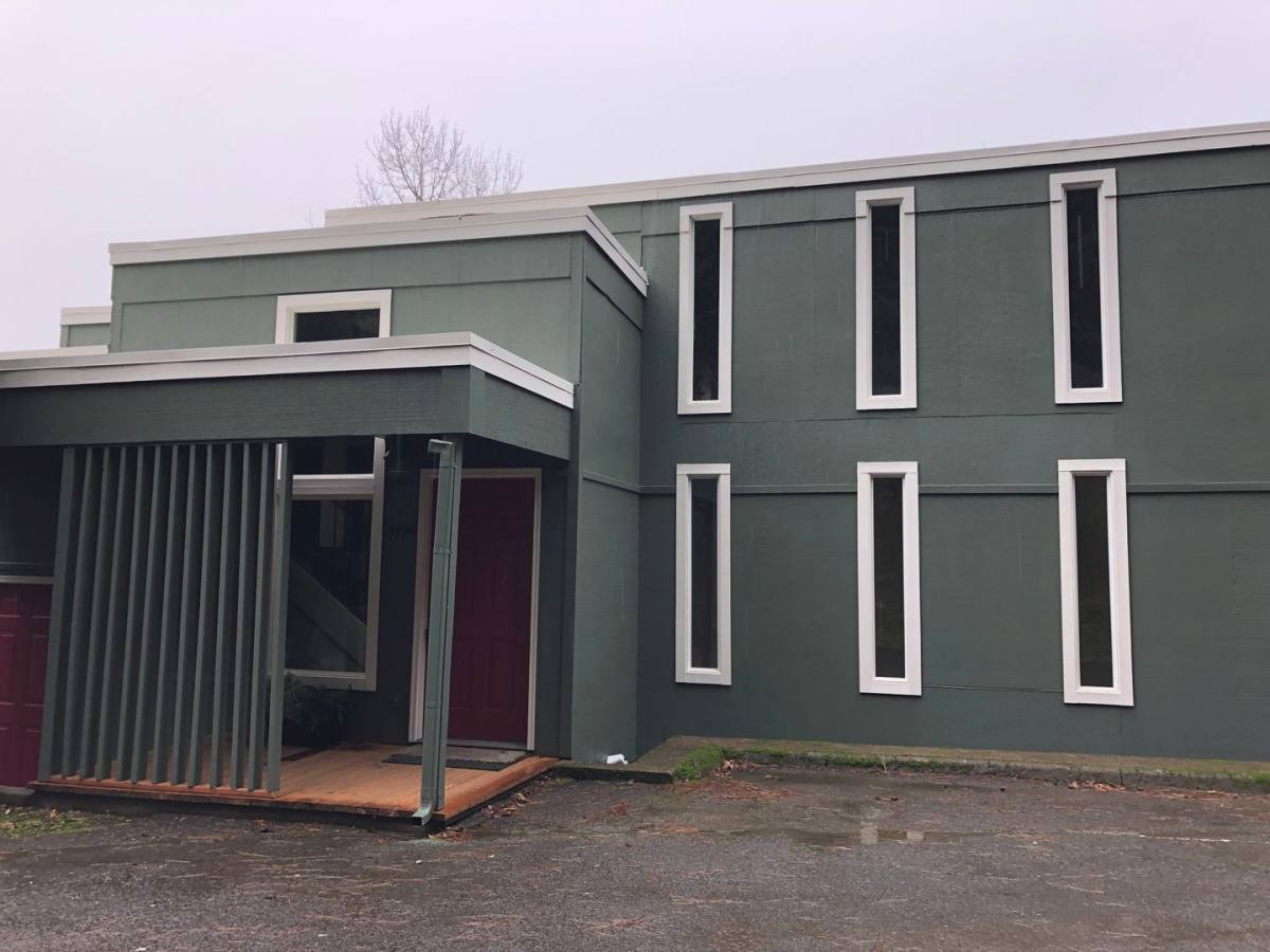 Apartment for rent at 3494 & 3498 Onyx Place, Eugene, OR 97405
