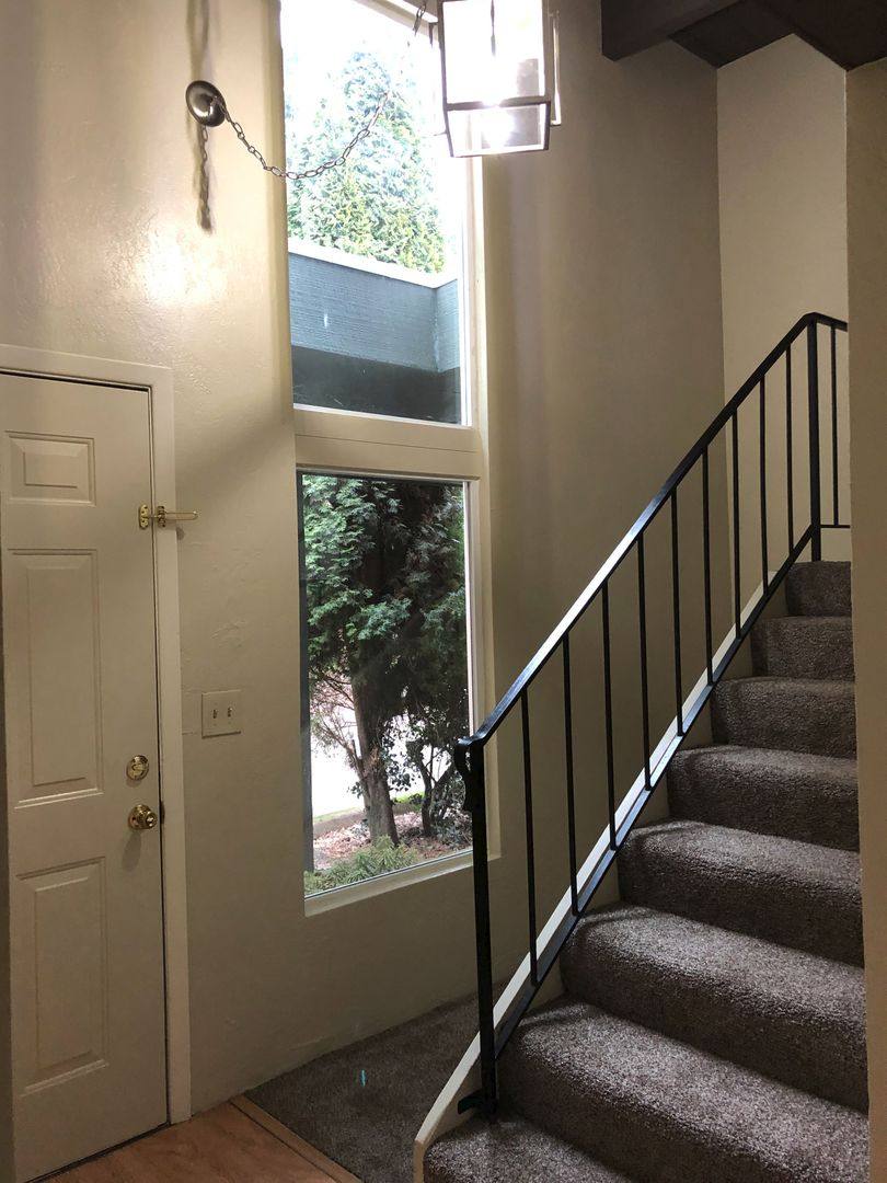 Apartment for rent at 3494 & 3498 Onyx Place, Eugene, OR 97405