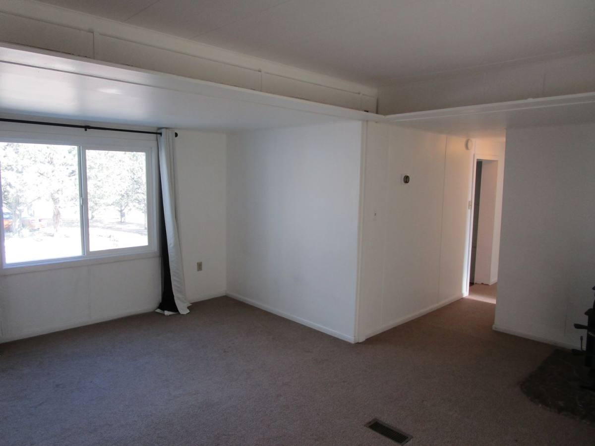House for rent at 6760 SE Canyon Rd, Prineville, OR 97754