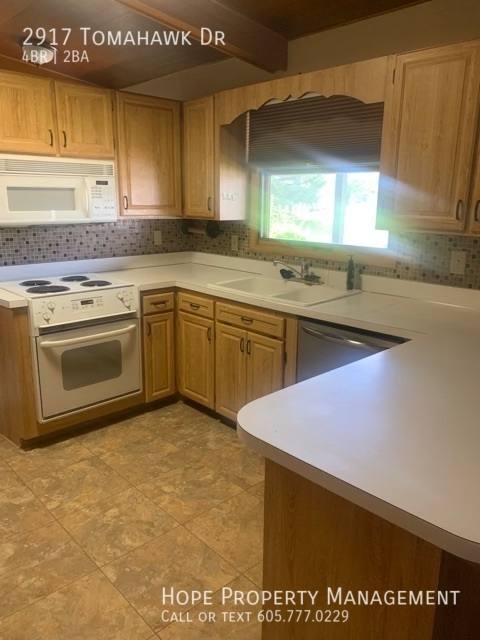 House for rent at 2917 Tomahawk Dr, Rapid City, SD 57702