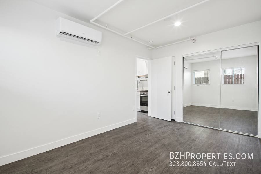 Apartment for rent at 9221 Alcott St #4, Los Angeles, CA 90035