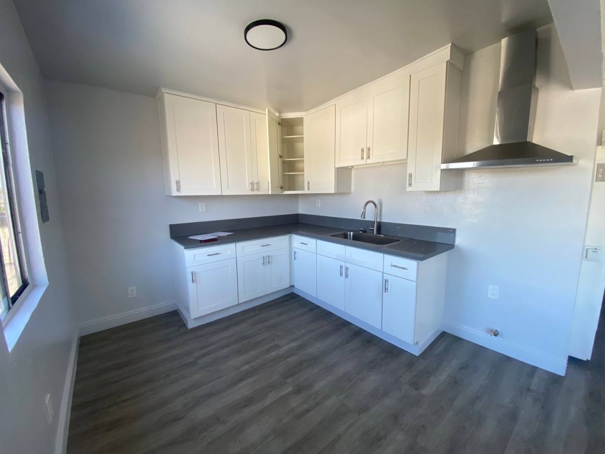 Apartment for rent at 7406 S Hoover St, Los Angeles, CA 90044