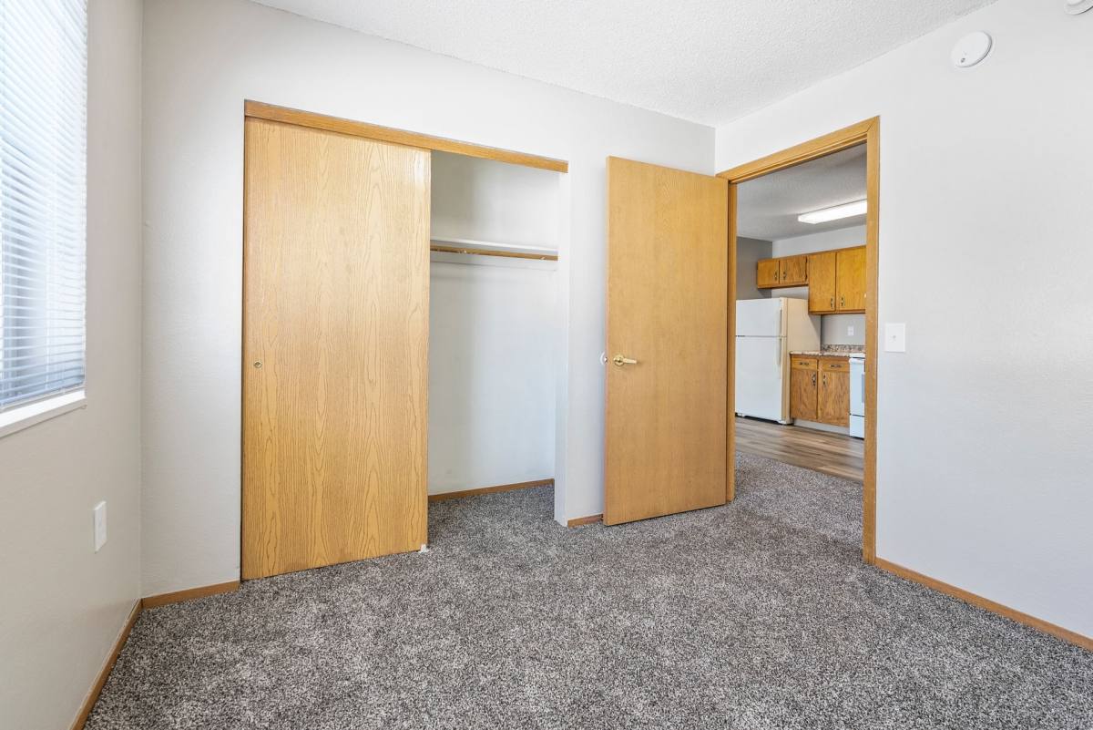 Apartment for rent at 701 16th St SW, Waverly, IA 50677