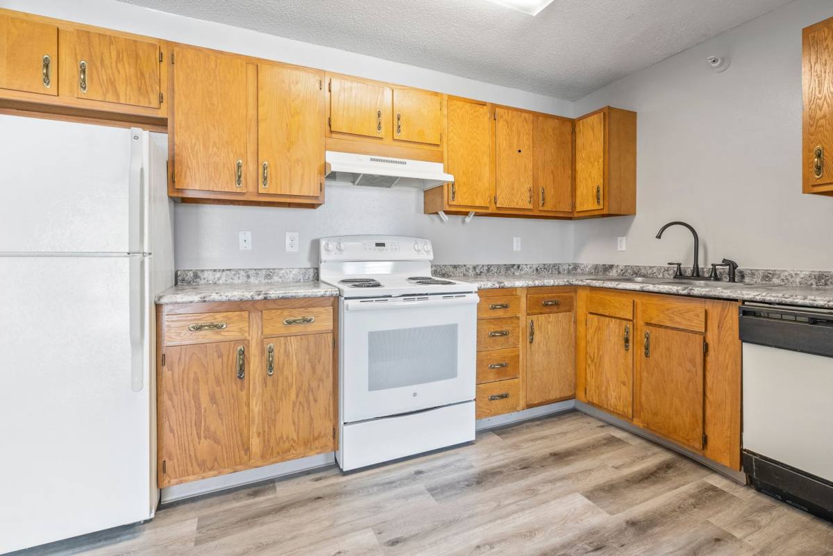 Apartment for rent at 701 16th St SW, Waverly, IA 50677