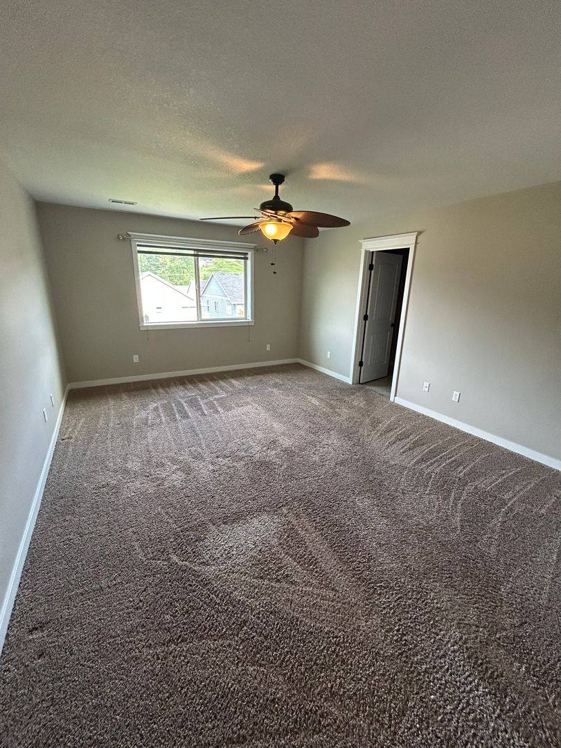 House for rent at 407 Dreas Way, Newberg, OR 97132