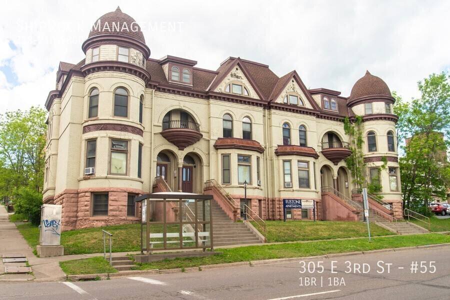 Apartment for rent at 305 E 3rd St #55, Duluth, MN 55805