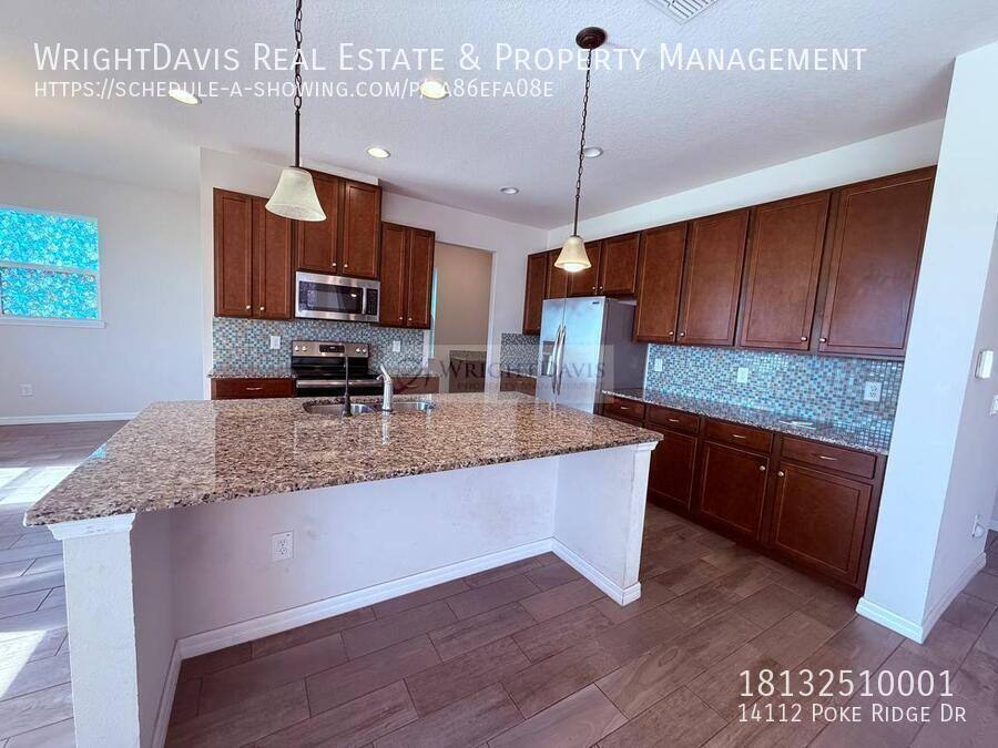 House for rent at 14112 Poke Ridge Dr, Riverview, FL 33579