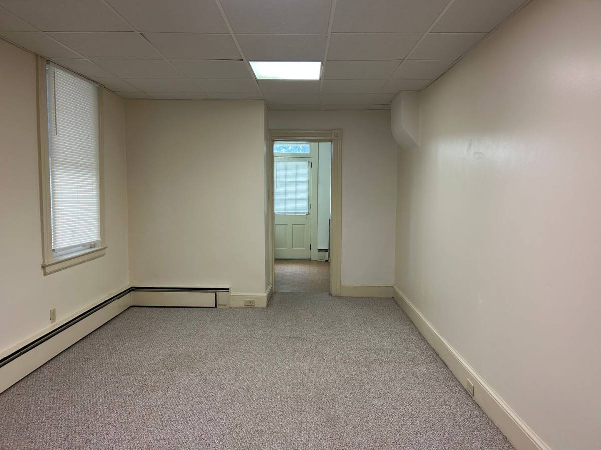 Apartment for rent at 132 E Lemon St, Lancaster, PA 17602