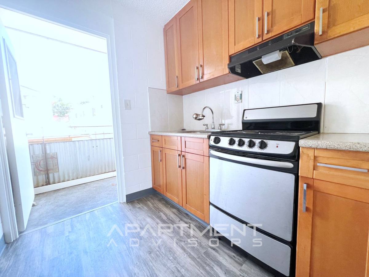 Apartment for rent at 1218 N School St, Honolulu, HI 96817