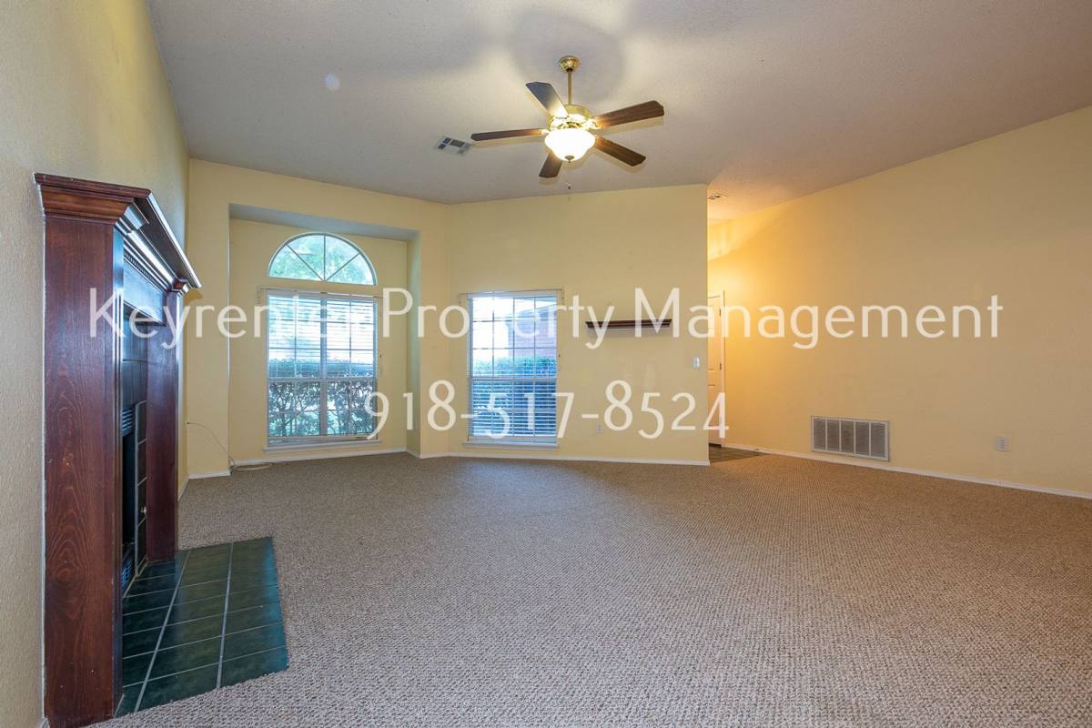 House for rent at 9638 S 90th E Ave, Tulsa, OK 74133