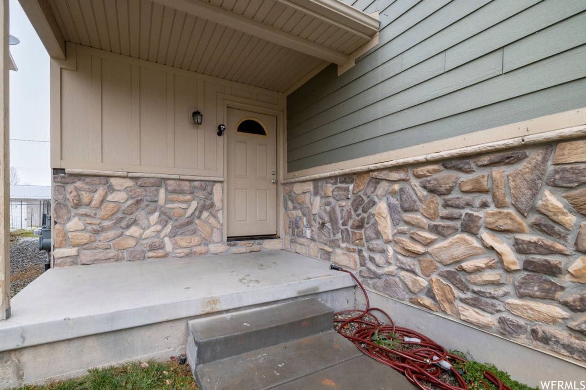 Townhouse for rent at 1618 W 560 S, Vernal, UT 84078