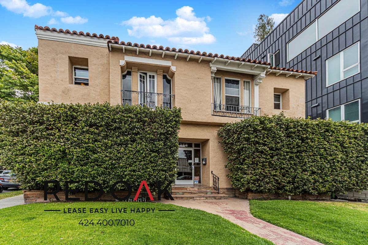 Condo for rent at 366 N Hayworth Ave #204, Los Angeles, CA 90048