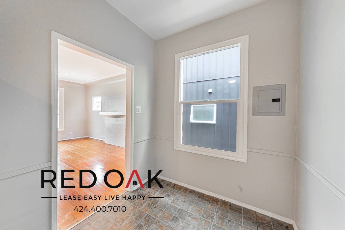 Condo for rent at 366 N Hayworth Ave #204, Los Angeles, CA 90048