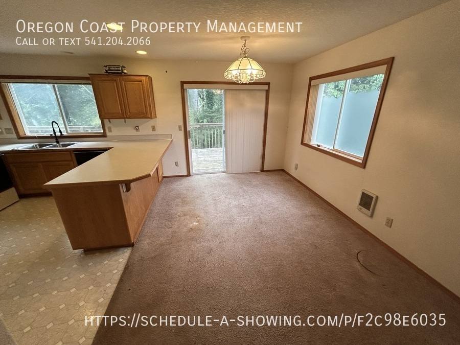 Apartment for rent at 185 S Palisades St, Rockaway Beach, OR 97136