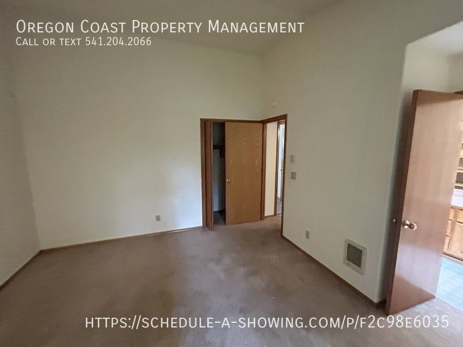 Apartment for rent at 185 S Palisades St, Rockaway Beach, OR 97136