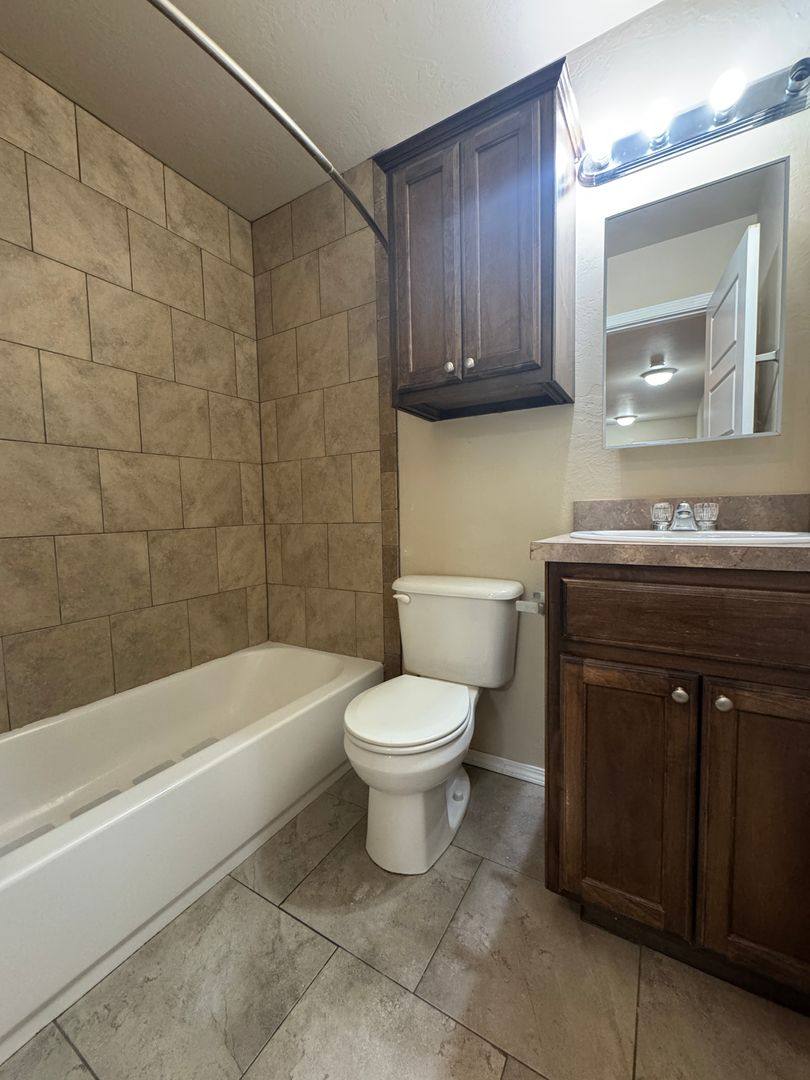 House for rent at 1305 SW Washington #3, Lawton, OK 73501