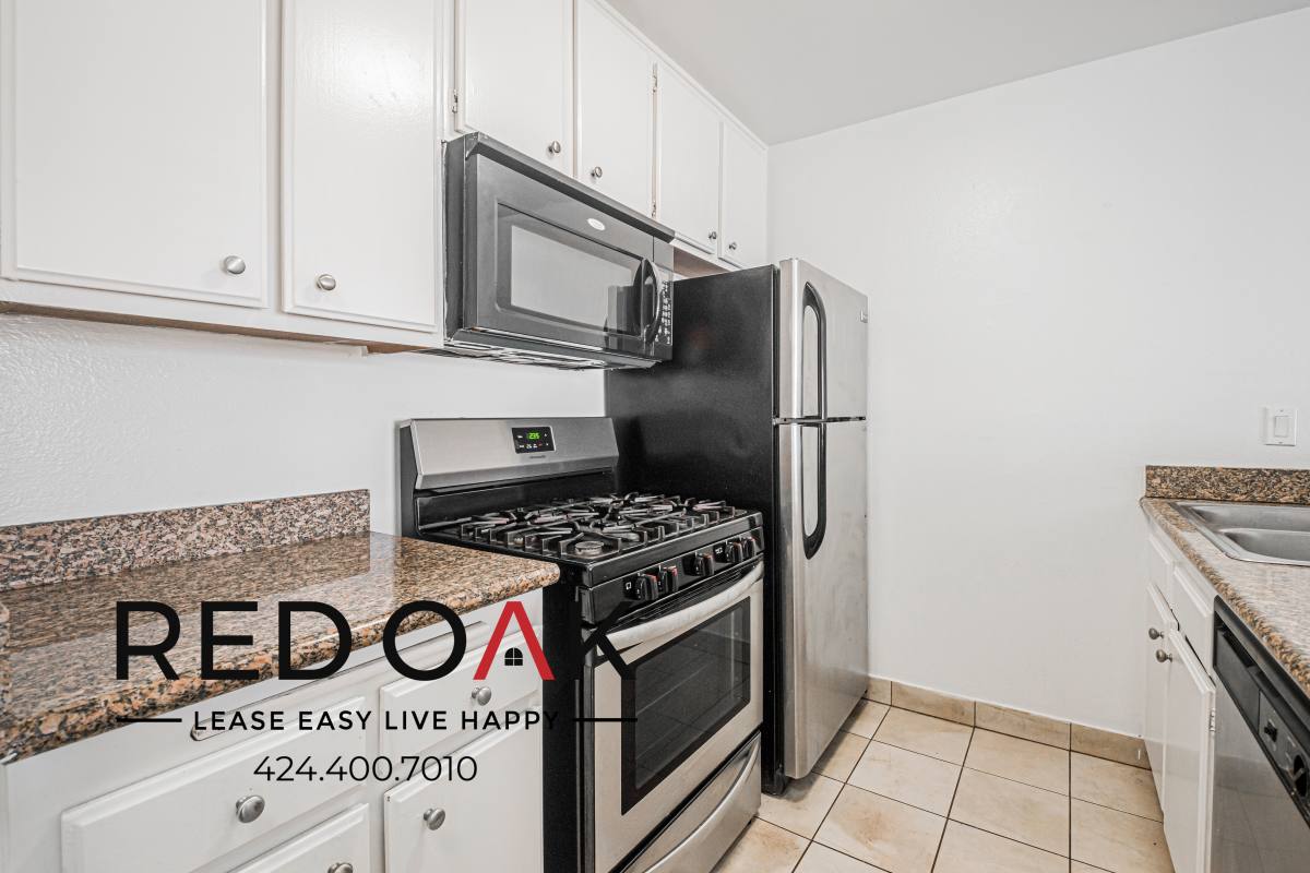 Condo for rent at 1522 N Formosa Ave #102, Los Angeles, CA 90046