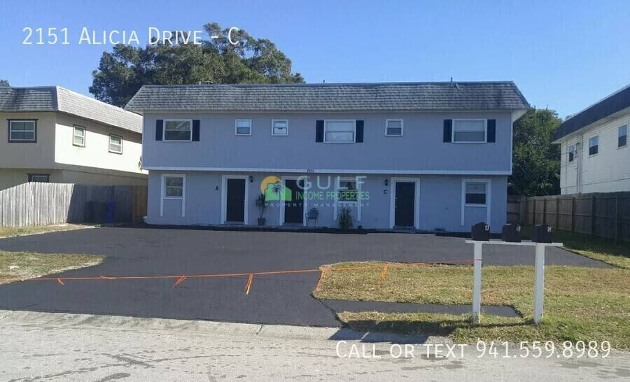 Townhouse for rent at 2151 Alicia Dr #C, Clearwater, FL 33763