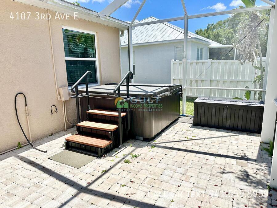 House for rent at 4107 3rd Ave E, Bradenton, FL 34208