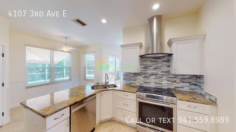 House for rent at 4107 3rd Ave E, Bradenton, FL 34208