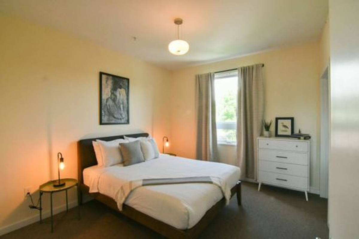 Apartment for rent at 1050 Druid Ave, Charlottesville, VA 22902