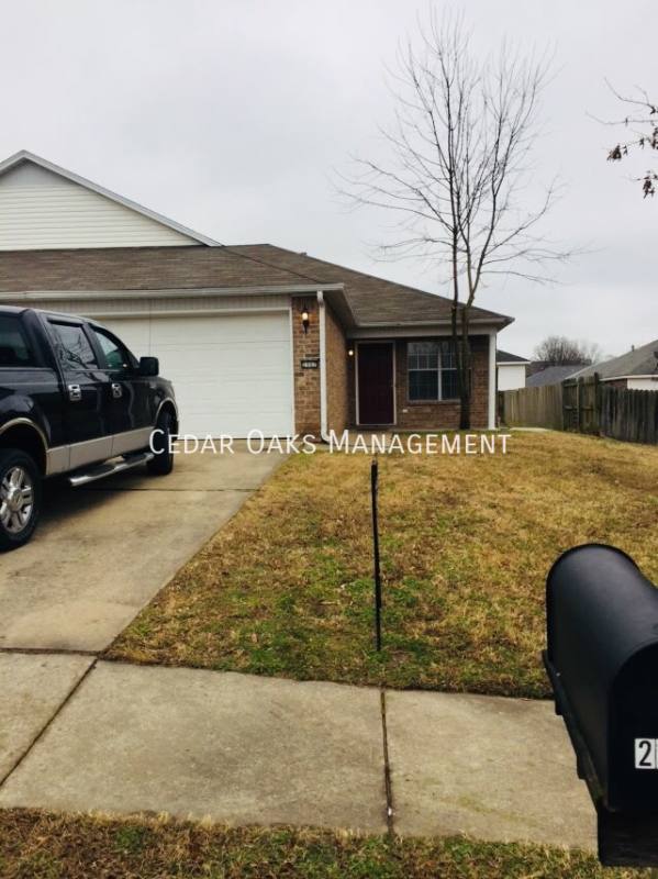 Apartment for rent at 2967 W Glenmeadow Dr, Fayetteville, AR 72704