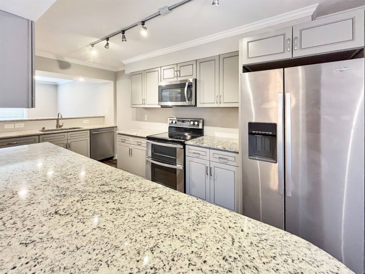 Condo for rent at 5030 Meadow Lane, Marietta, GA 30068