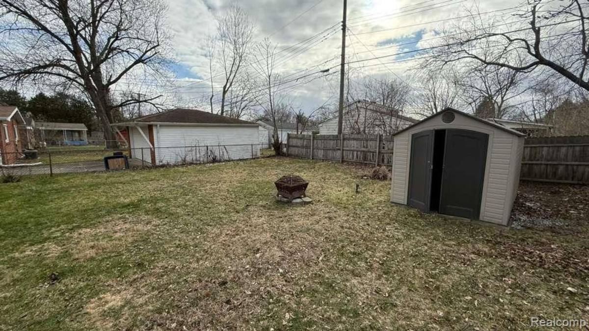 House for rent at 7457 Harrison St, Westland, MI 48185