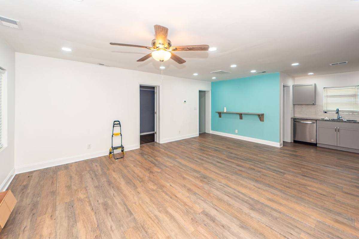 House for rent at 6933 Raymond Ave, Charleston, SC 29406