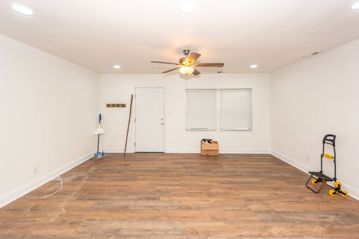 House for rent at 6933 Raymond Ave, Charleston, SC 29406